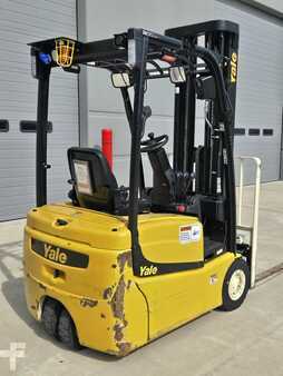 Carretilla elevadora diésel 2019  Yale ERP030VT (5)