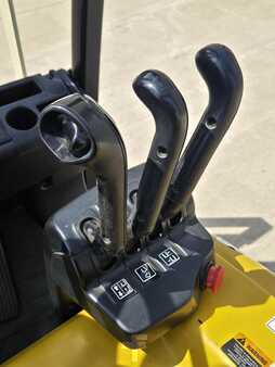 Carretilla elevadora diésel 2019  Yale ERP030VT (11)