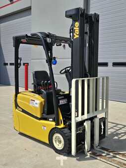 Carretilla elevadora diésel 2019  Yale ERP030VT (4)