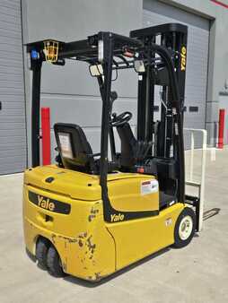 Carretilla elevadora diésel 2019  Yale ERP030VT (5)