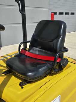 Carretilla elevadora diésel 2019  Yale ERP030VT (9)