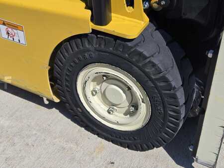 Carretilla elevadora diésel 2019  Yale ERP030VT (10)