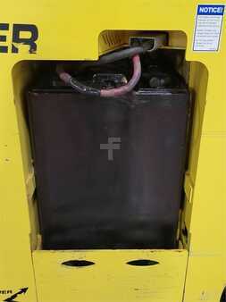 Carretilla retráctil 2016  Hyster E35HSD3 (10)