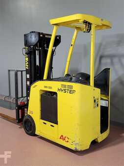 Carretilla retráctil 2016  Hyster E35HSD3 (2)