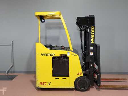 Carretilla retráctil 2016  Hyster E35HSD3 (6)