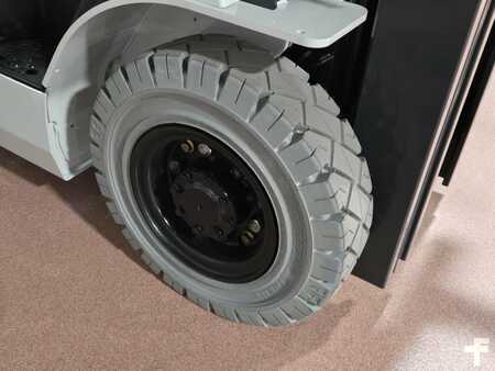 Carretilla elevadora diésel 2024  Unicarriers PF50 (10)