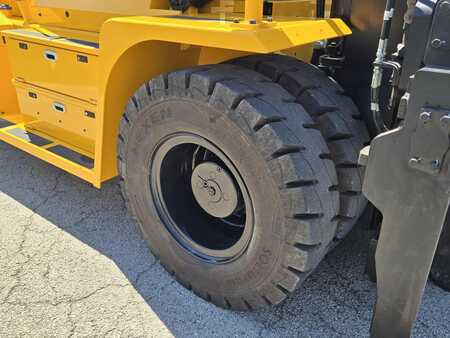 Montacargas diésel 2024  Hyundai 160D-9 (11)