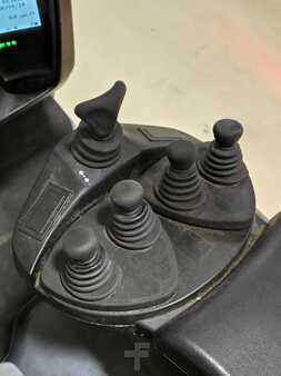 Diesel Forklifts 2021  Linde E25C (16)