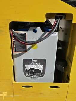 Reach Trucks 2019  Yale ESC040AD (11)