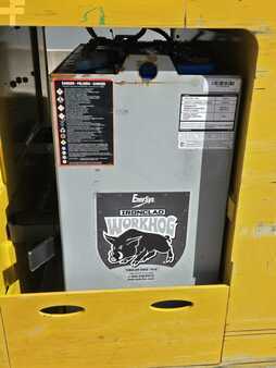 Reach Trucks 2019  Yale ESC040AD (12)