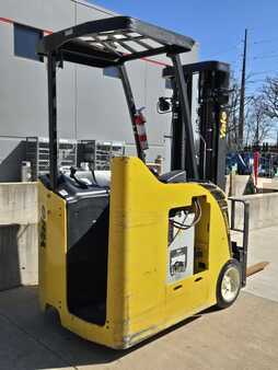 Reach Trucks 2019  Yale ESC040AD (5)