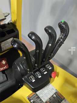 Montacargas diésel 2016  Hyster E65XN-40 (13)