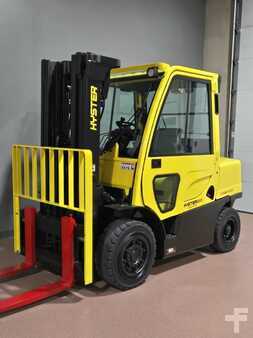 Montacargas diésel 2015  Hyster H80FT (3)