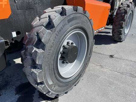 Manipulador fijo 2024  SkyTrak 10054 (11)