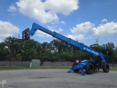 Manipulador fijo 2024  Genie GTH1256 (8)