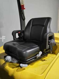 Montacargas diésel 2018  Yale GDP080VX (12)