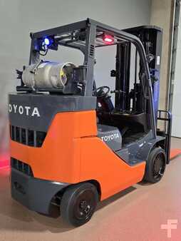 Carretilla elevadora GLP 2018  Toyota 8FGC35U-BCS (2)