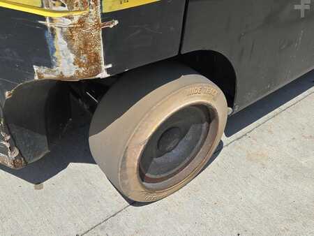 Propane Forklifts 2016  Hyster S100FTBCS (12)