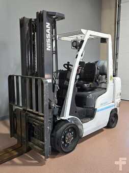 Propane Forklifts 2015  Unicarriers CF60 (3)