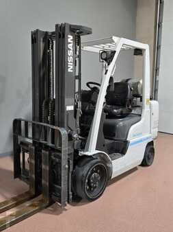 Propane Forklifts 2015  Unicarriers CF60 (3)