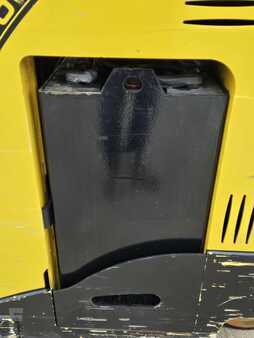 Reach Trucks 2021  Yale NR045EB (10)