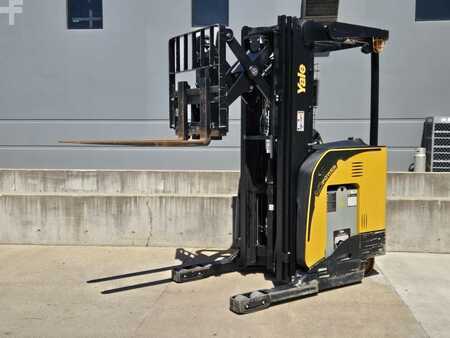 Reach Trucks 2021  Yale NR045EB (8)