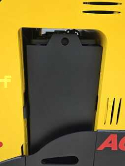 Carretilla retráctil 2019  Hyster N40ZRS2 (10)