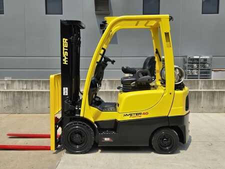 Propane Forklifts 2016  Hyster H40FTS (1)