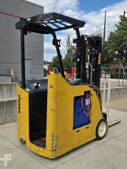 Reach Trucks 2017  Yale ESC040AD (5)