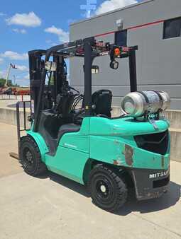 Propane Forklifts 2020  Mitsubishi FG30N (2)