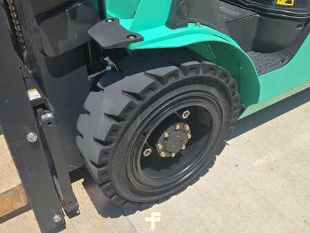 Propane Forklifts 2020  Mitsubishi FG30N (9)