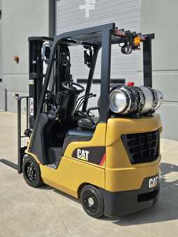 Propane Forklifts 2016  CAT Lift Trucks 2C3000 (2)