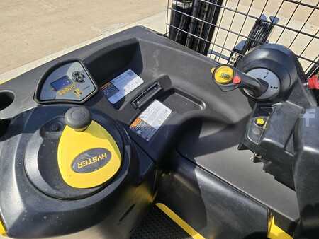 Carretilla retráctil 2017  Hyster N40ZRS2 (12)