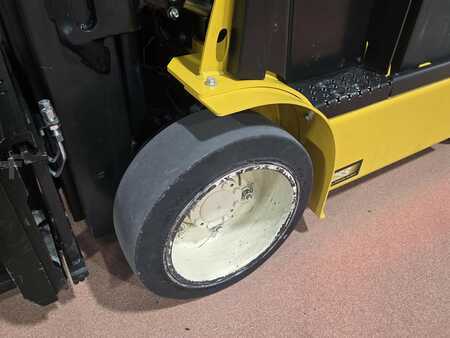 Carretilla elevadora diésel 2019  Yale ERC050VG (9)