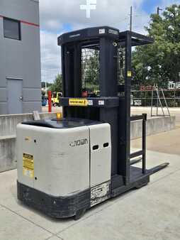 Vertical order pickers 2008  Crown SP3505-30 (5)
