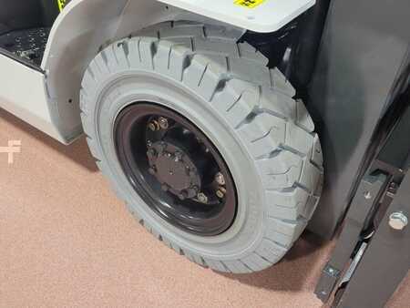 Carretilla elevadora diésel 2023  Unicarriers PF50 (8)