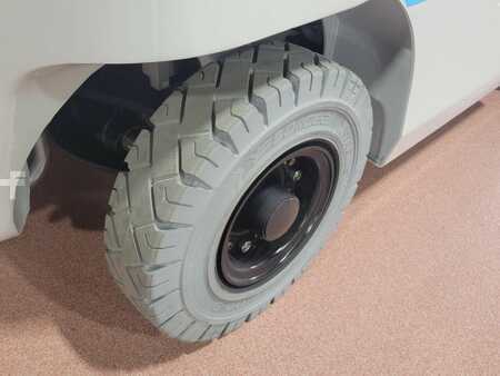 Carretilla elevadora diésel 2023  Unicarriers PF50 (9)