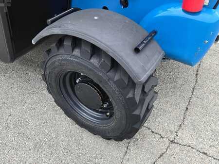 Manipulador fijo 2023  Genie GTH5519 (9)