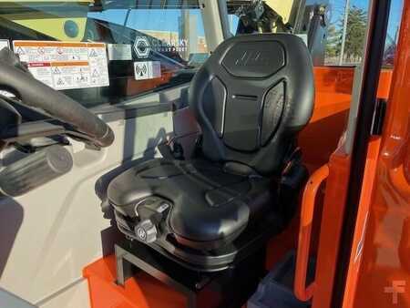 Manipulador fijo 2023  JLG 742 (12)