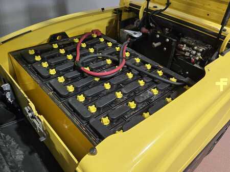 Montacargas diésel 2010  Hyster J50XN (13)