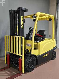 Montacargas diésel 2010  Hyster J50XN (3)