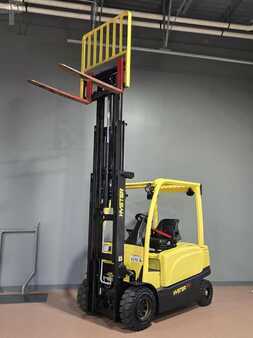 Montacargas diésel 2010  Hyster J50XN (8)