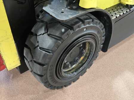 Montacargas diésel 2010  Hyster J50XN (9)