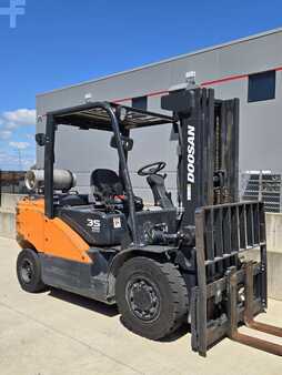 Propane Forklifts 2020  Doosan G35S-7 (4)