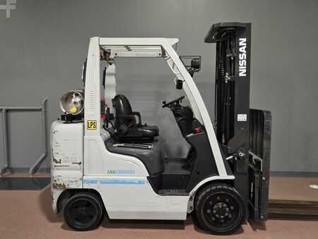 Propane Forklifts 2015  Unicarriers CF60 (6)