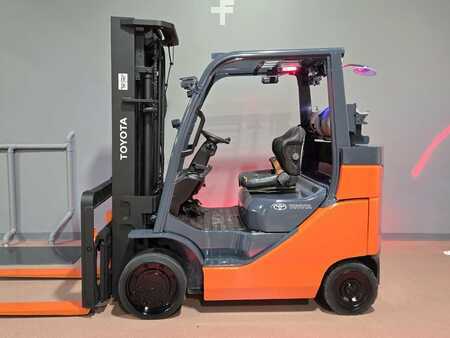 Carretilla elevadora GLP 2018  Toyota 8FGC35U-BCS (1)