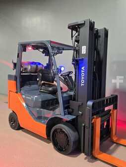 Carretilla elevadora GLP 2018  Toyota 8FGC35U-BCS (3)
