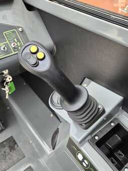 Manipulador Telescópico fijo 2024  [div] XR1547-C (17)