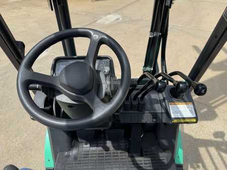 Propane Forklifts 2020  Mitsubishi FGC25N (14)