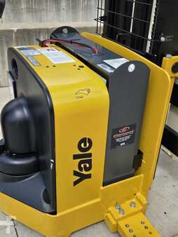 Pallet Stackers 2016  Yale MSW025LF (8)